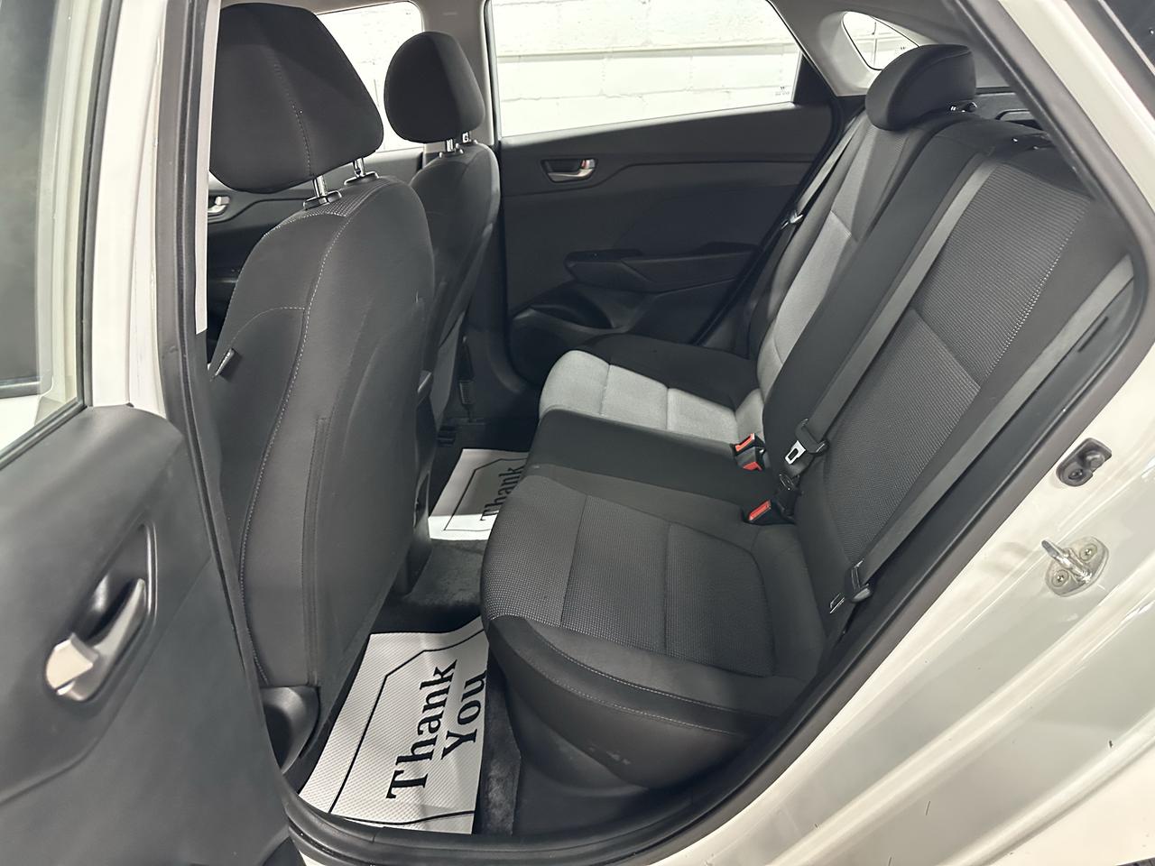 2019 Hyundai Accent Preferred Photo9
