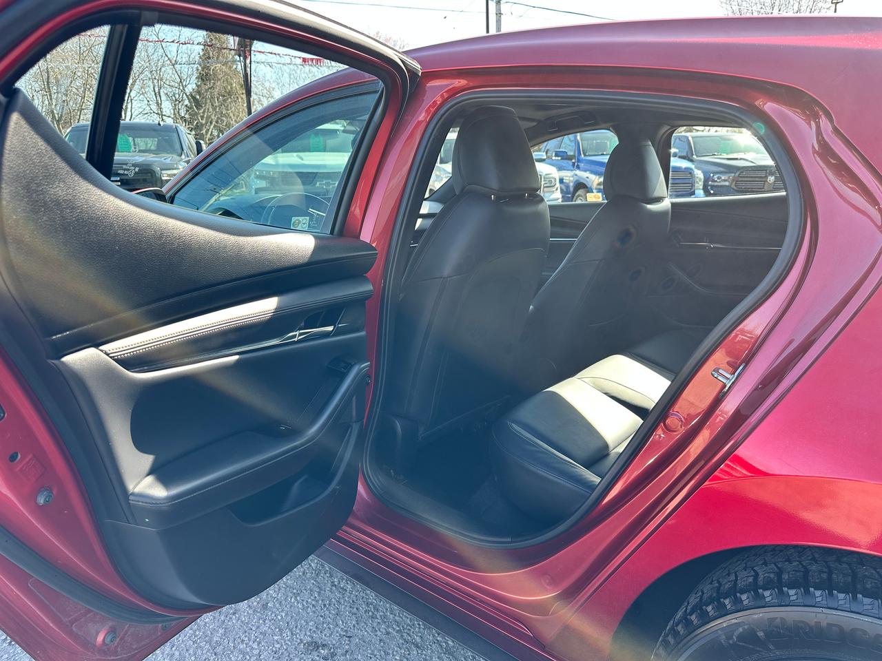 2021 Mazda MAZDA3 GS AWD HTD-Leather Sunroof CarPlay BackupCam Alloy Photo