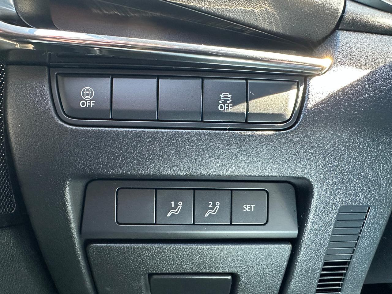 2021 Mazda MAZDA3 GS AWD HTD-Leather Sunroof CarPlay BackupCam Alloy Photo