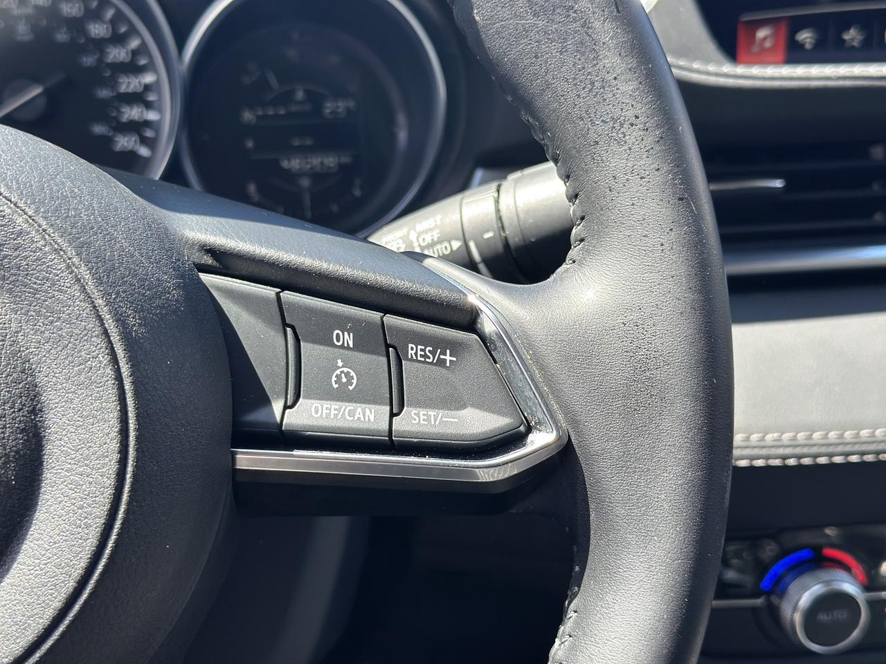 2020 Mazda MAZDA6 **ONLY 48,000KM**FINANCING AVAILABLE** Photo