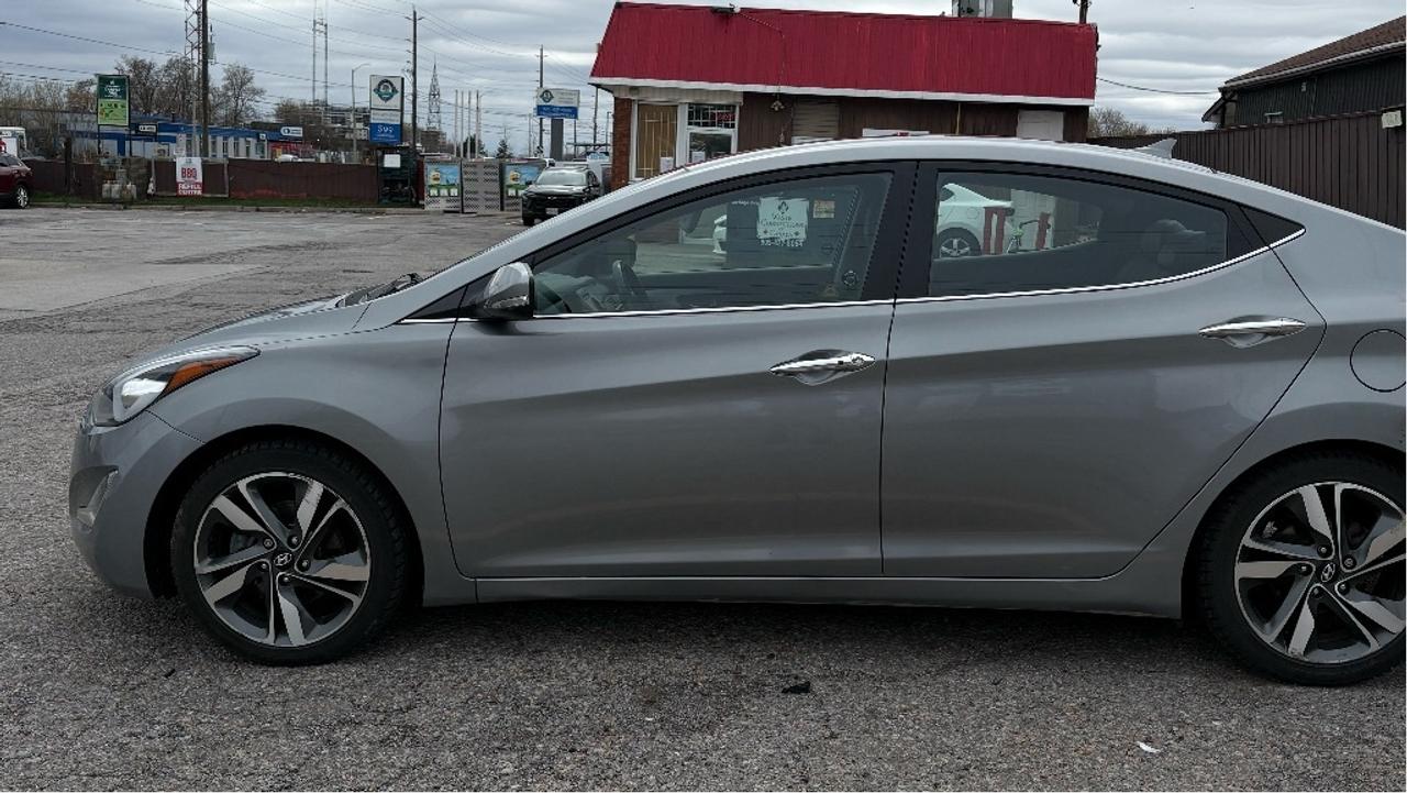 2016 Hyundai Elantra Limited Photo4