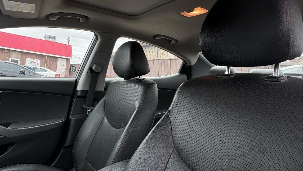 2016 Hyundai Elantra Limited Photo