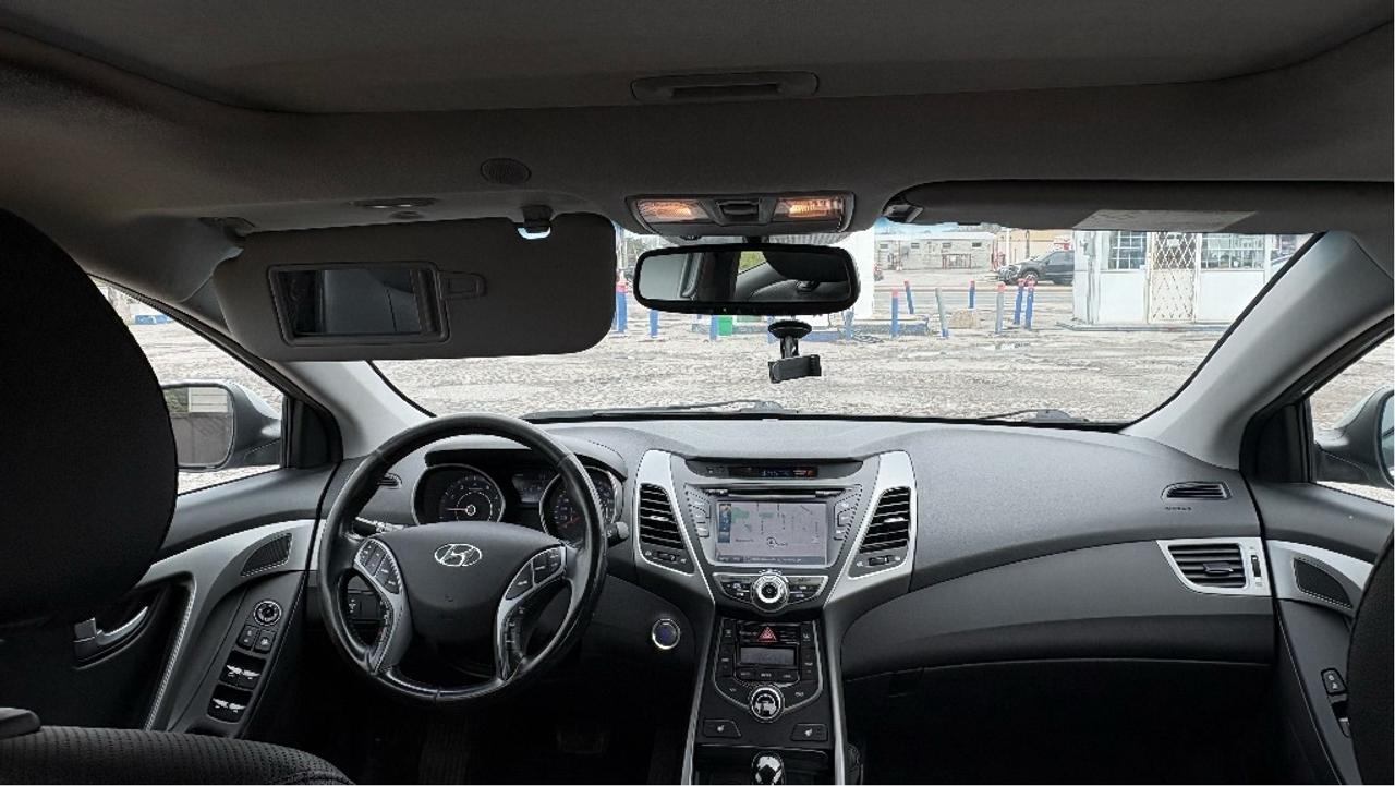 2016 Hyundai Elantra Limited Photo