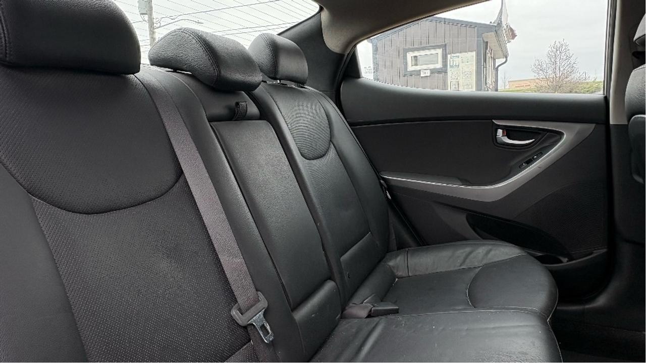 2016 Hyundai Elantra Limited Photo