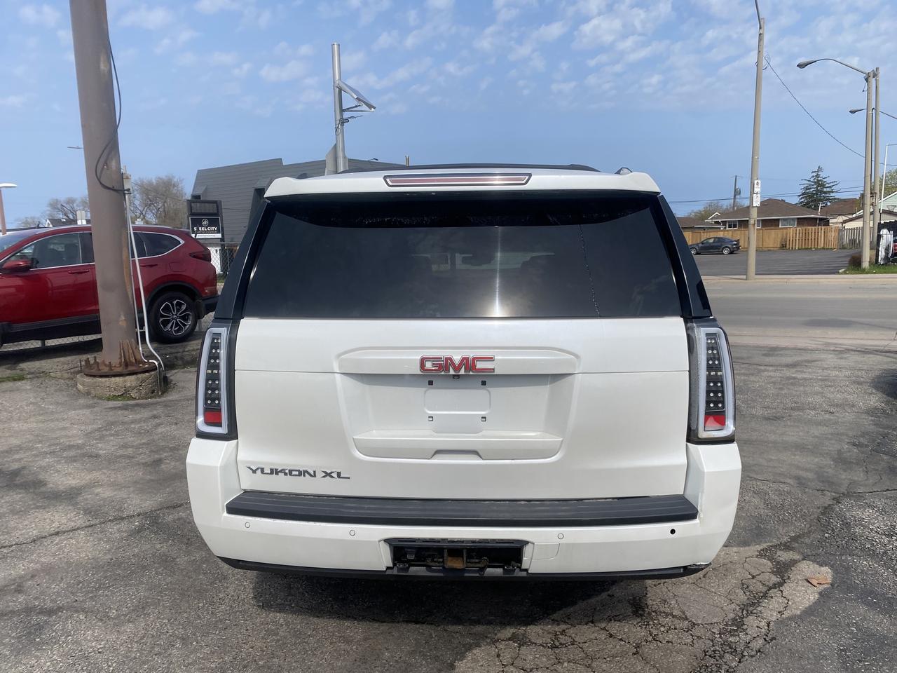 2016 GMC Yukon XL 4WD 4dr SLT Photo