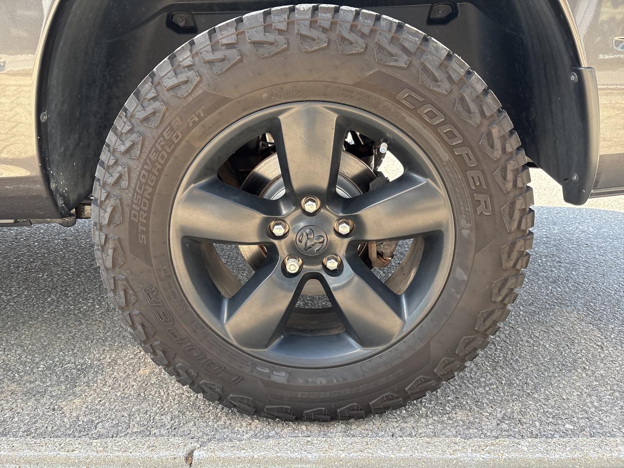 2021 RAM 1500 Classic EXPRESS Photo