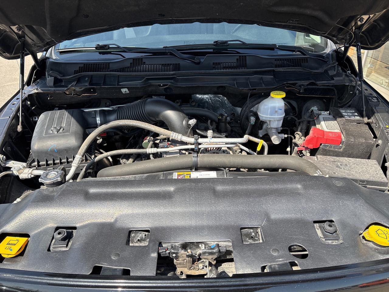 2021 RAM 1500 Classic EXPRESS Photo