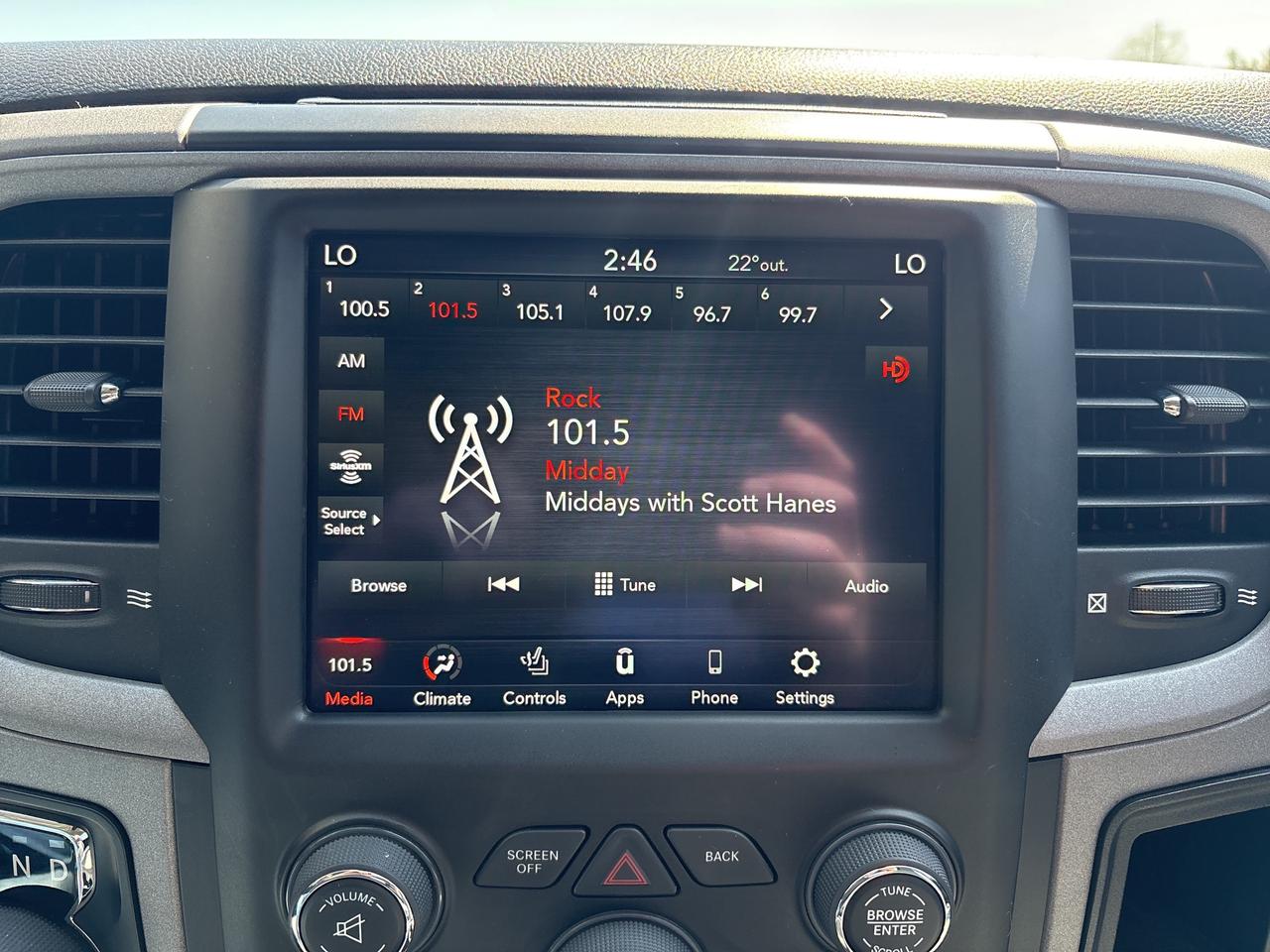 2021 RAM 1500 Classic EXPRESS Photo