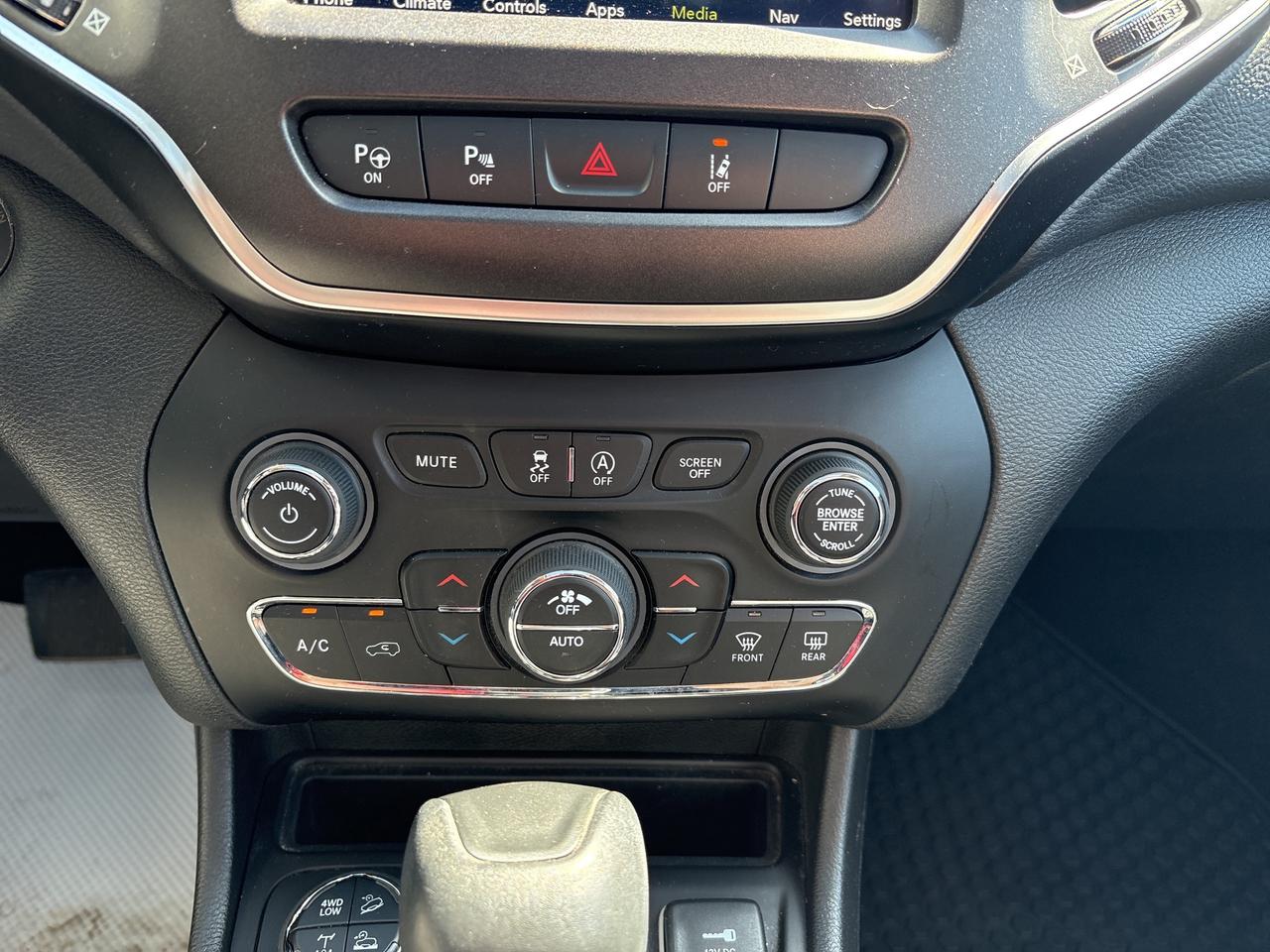 2021 Jeep Cherokee Trailhawk Elite Photo