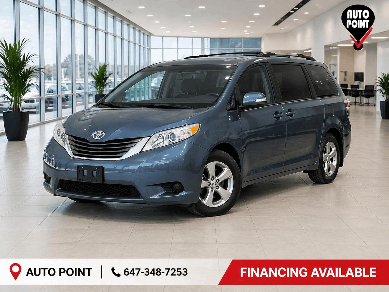 2017 Toyota Sienna 5DR LE 8-PASS FWD Photo0