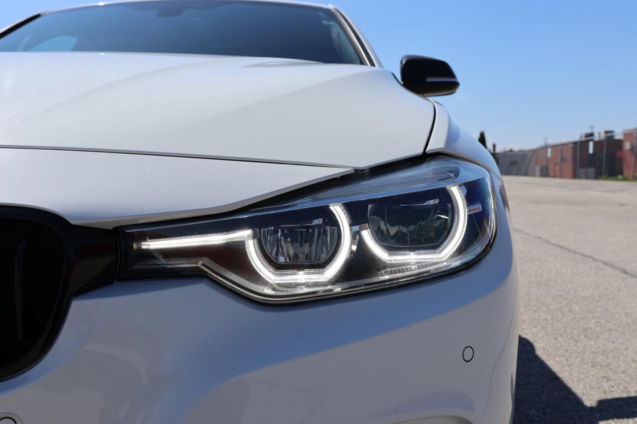 2018 BMW 3 Series 330i xDrive AWD/NAV/LEATHER/P SEATS/H SEATS & STEE Photo
