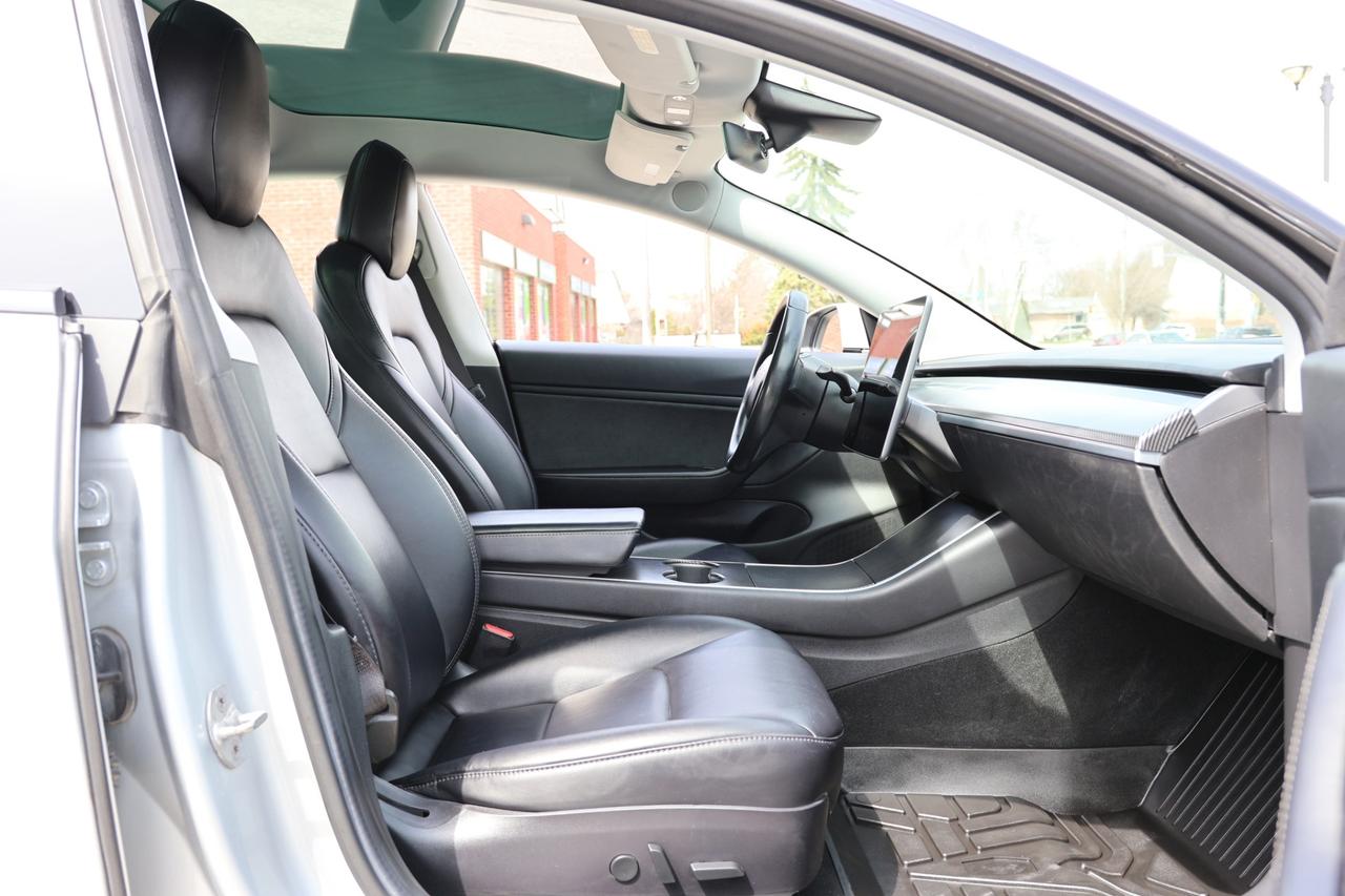 2018 Tesla Model 3 LONG RANGE-DUAL MOTOR-AWD/AUTOPILOT/FULL SELF DRIV Photo