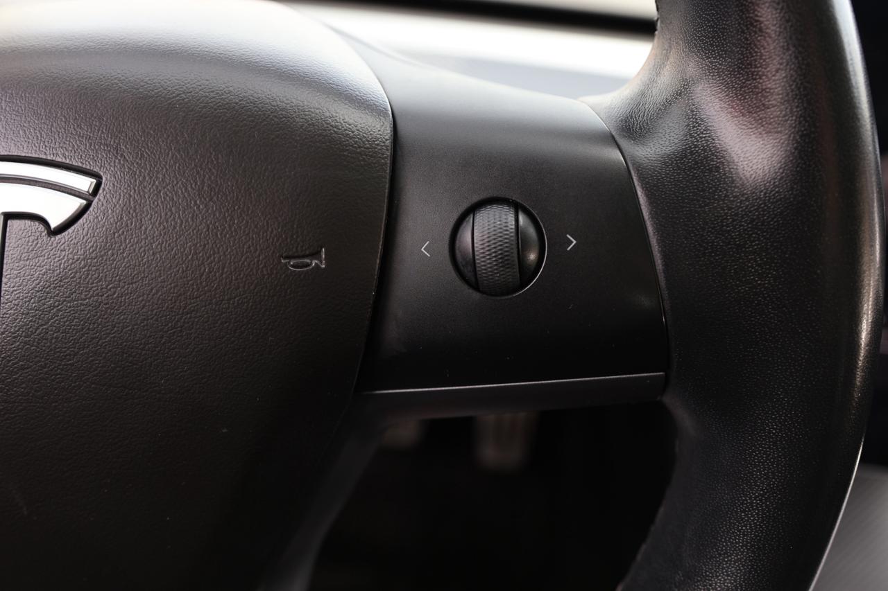 2018 Tesla Model 3 LONG RANGE-DUAL MOTOR-AWD/AUTOPILOT/FULL SELF DRIV Photo