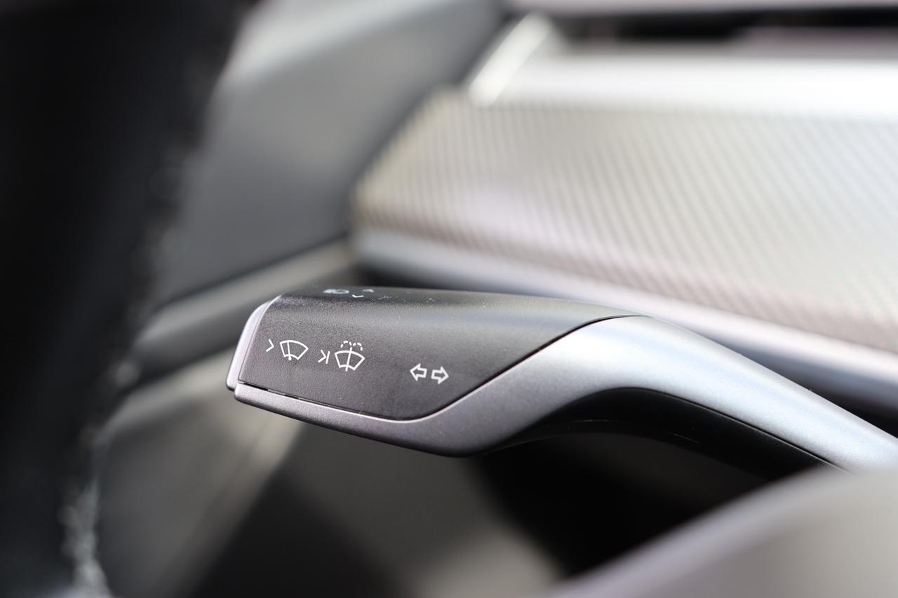 2018 Tesla Model 3 LONG RANGE-DUAL MOTOR-AWD/AUTOPILOT/FULL SELF DRIV Photo