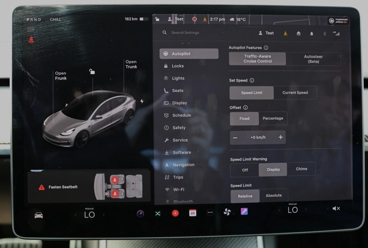 2018 Tesla Model 3 LONG RANGE-DUAL MOTOR-AWD/AUTOPILOT/FULL SELF DRIV Photo