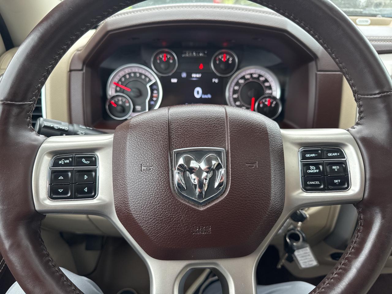 2015 RAM 1500 Laramie Photo