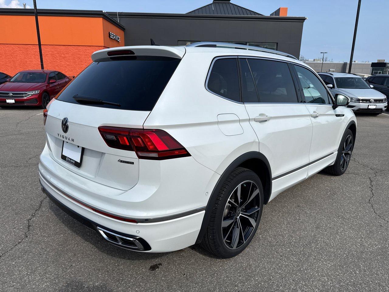 2023 Volkswagen Tiguan Highline 2.0T 8sp at w/Tip 4M Alloy Wheels  Leathe Photo