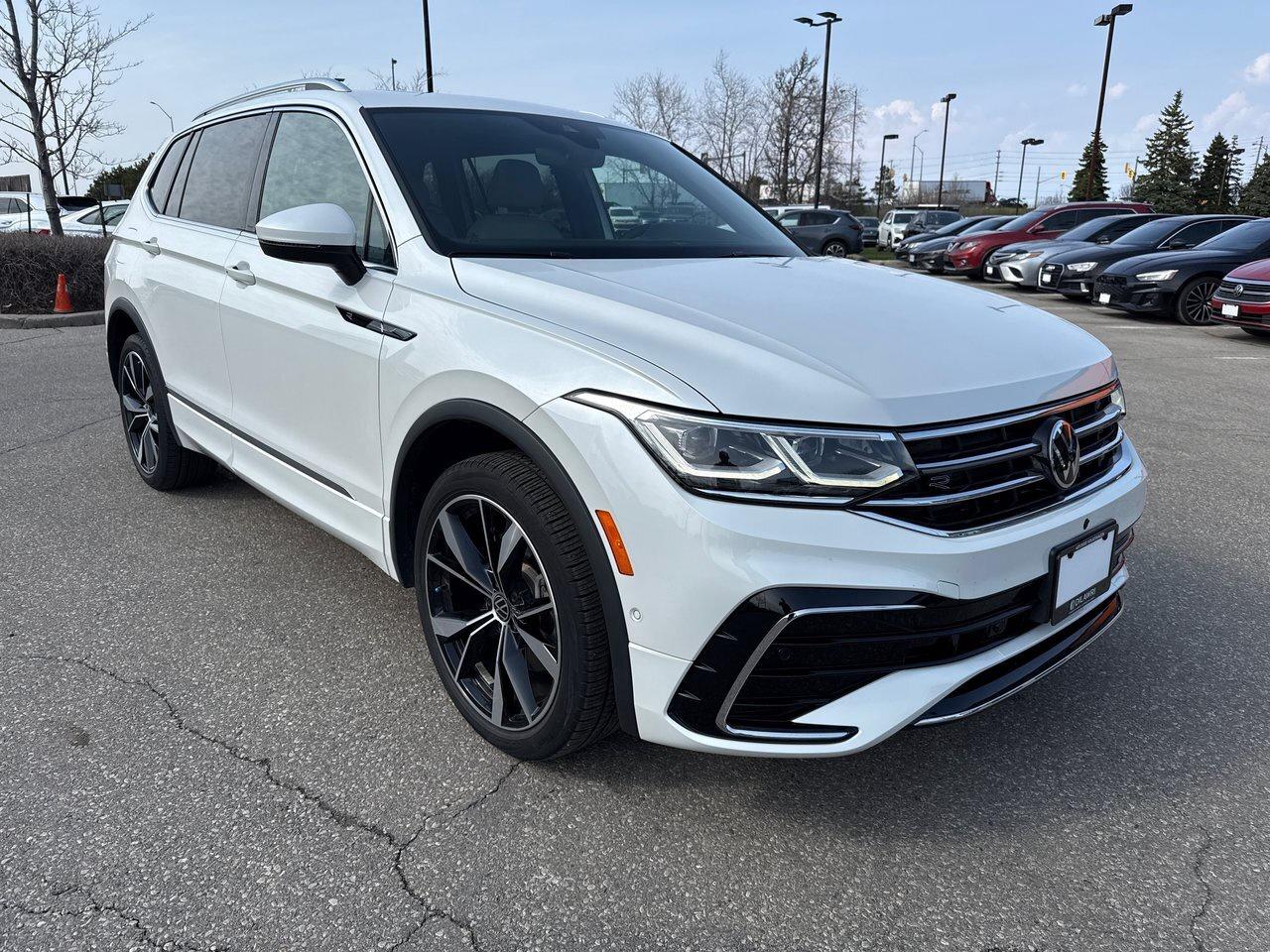 2023 Volkswagen Tiguan Highline 2.0T 8sp at w/Tip 4M Alloy Wheels  Leathe Photo