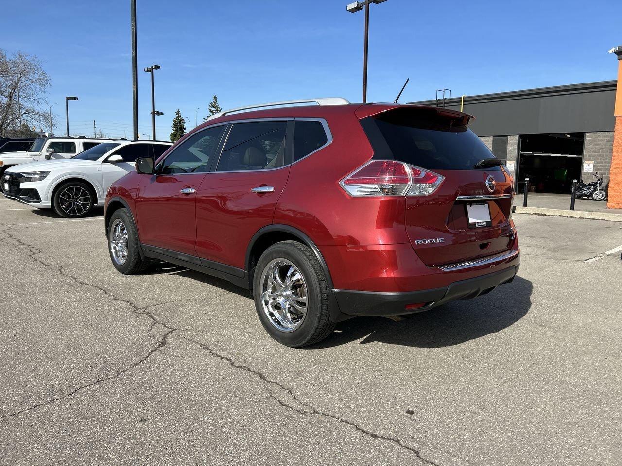 2015 Nissan Rogue SL AWD CVT Keyless Entry  Alloy Wheels  Sunroof  L Photo