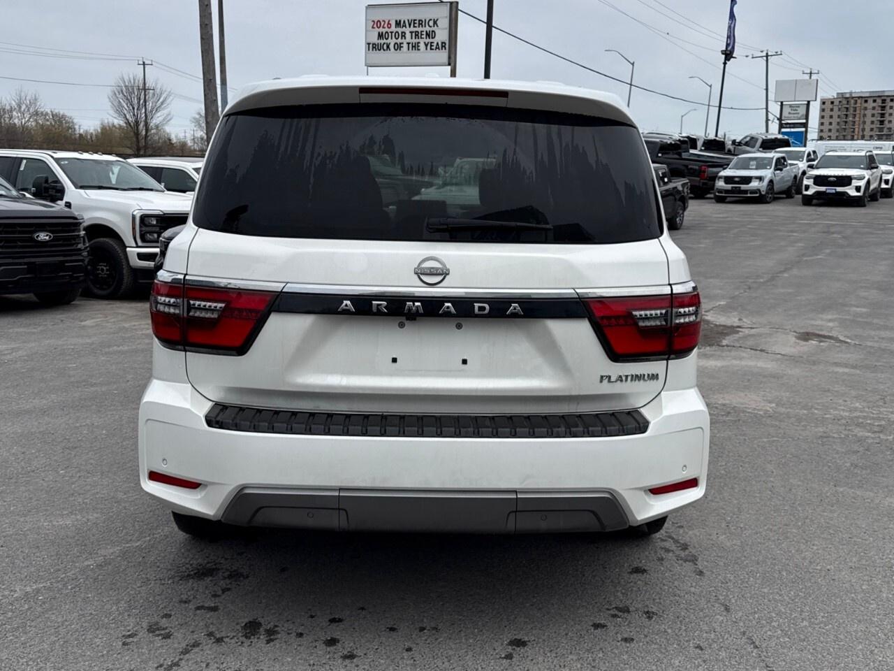 2022 Nissan Armada PLATINUM   1 OWNER   LOW KM Photo