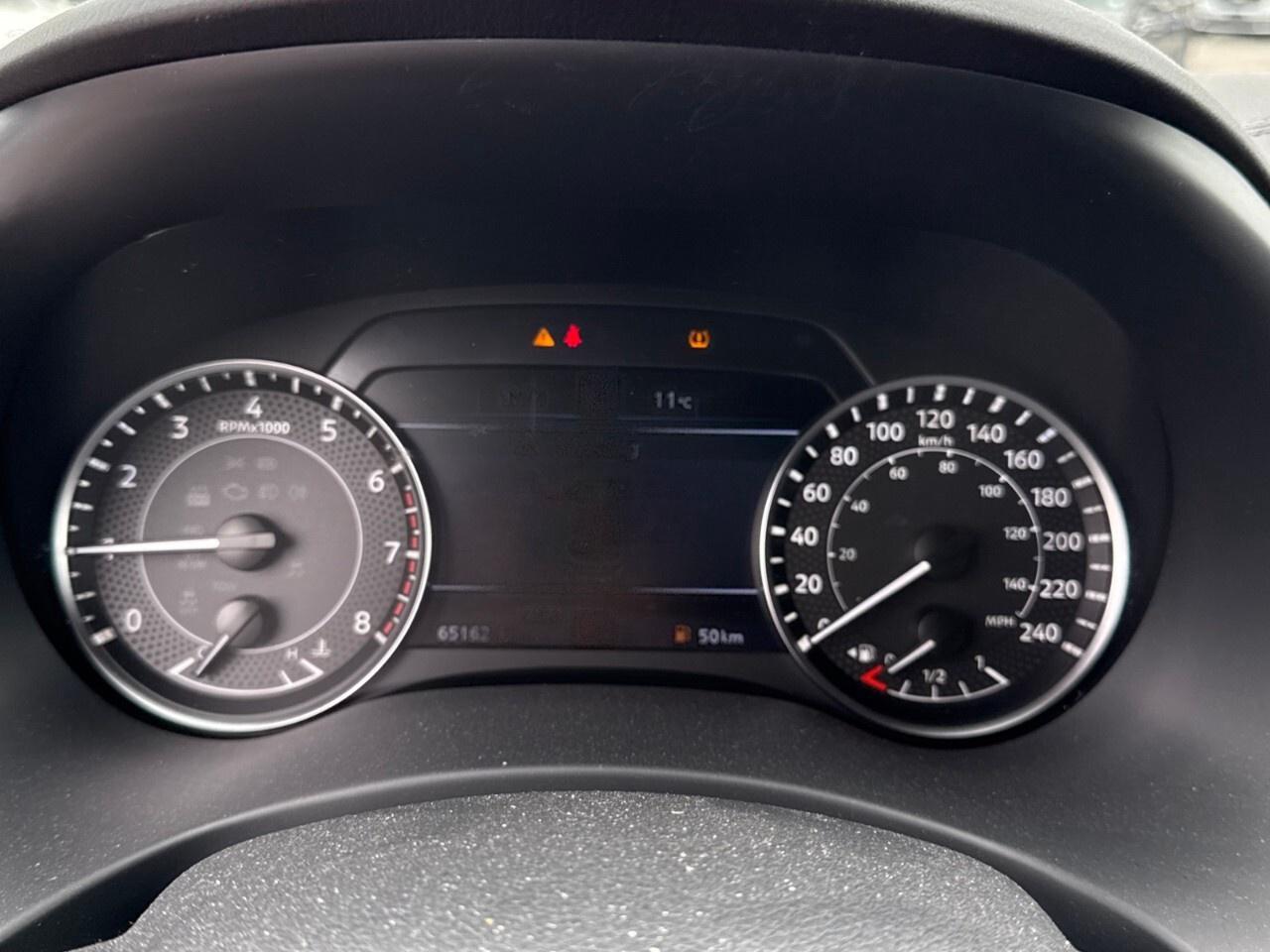 2022 Nissan Armada PLATINUM   1 OWNER   LOW KM Photo