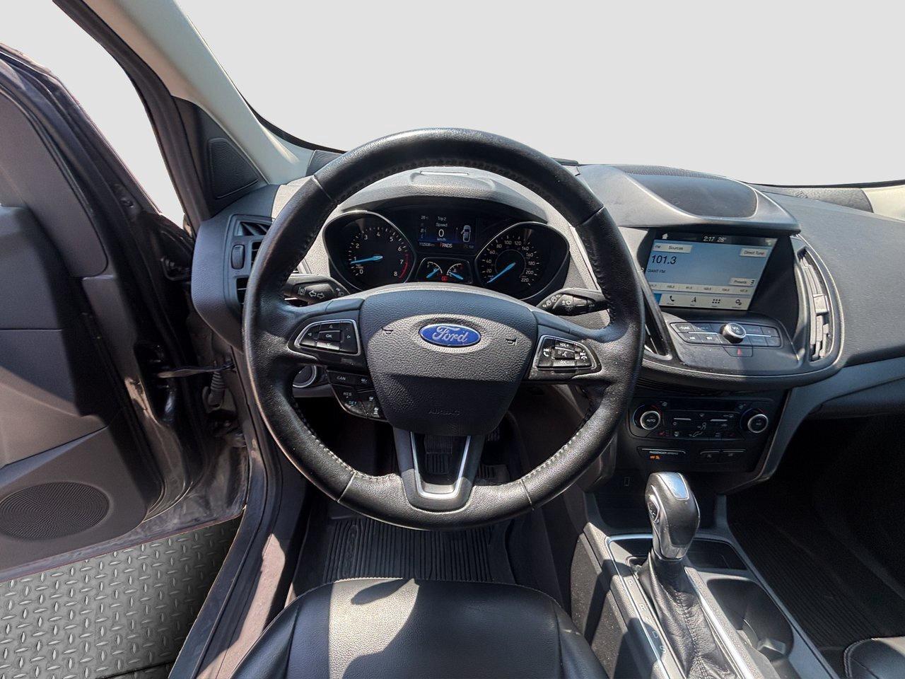 2019 Ford Escape SEL Photo