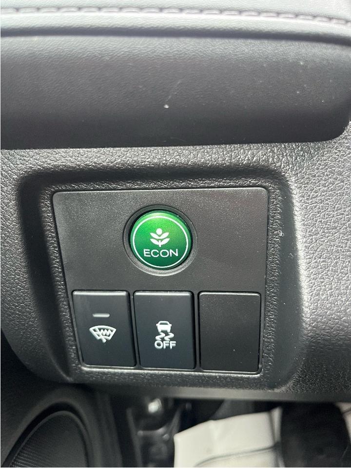 2016 Honda HR-V LX ONE OWNER CERTIFIED Photo