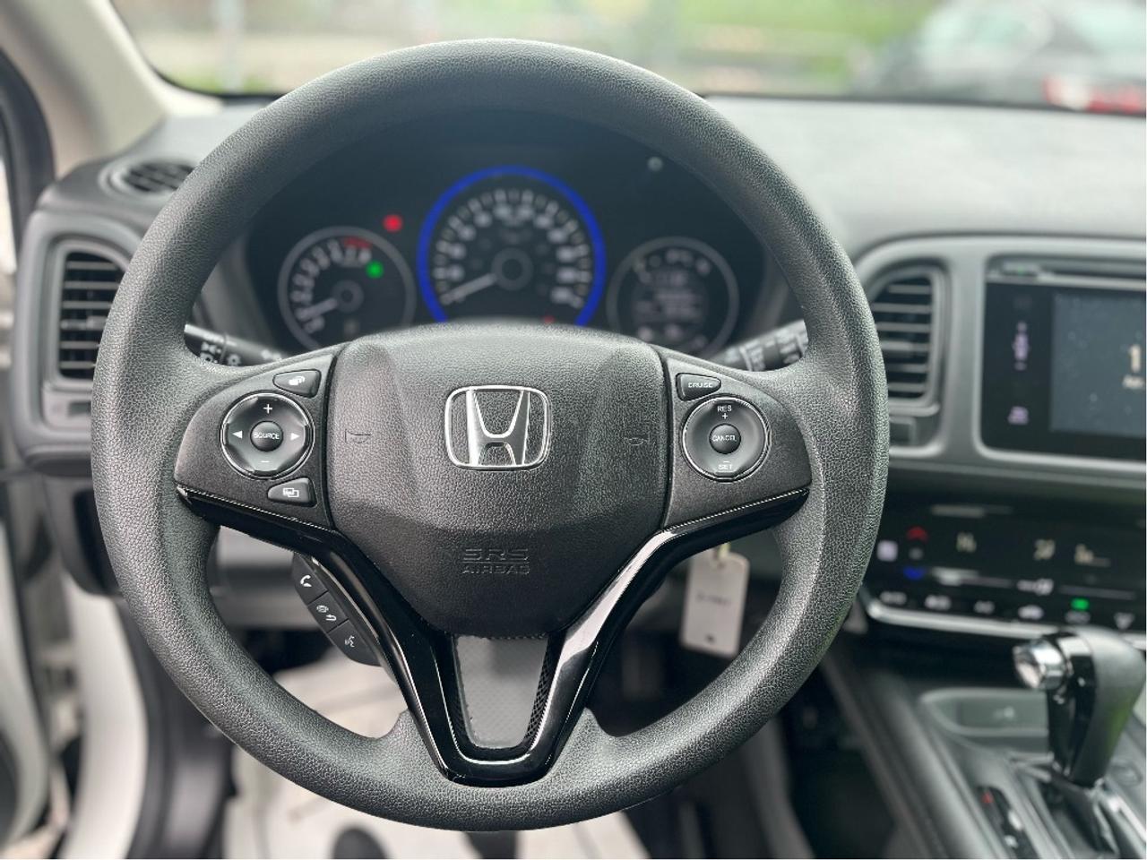 2016 Honda HR-V LX ONE OWNER CERTIFIED Photo