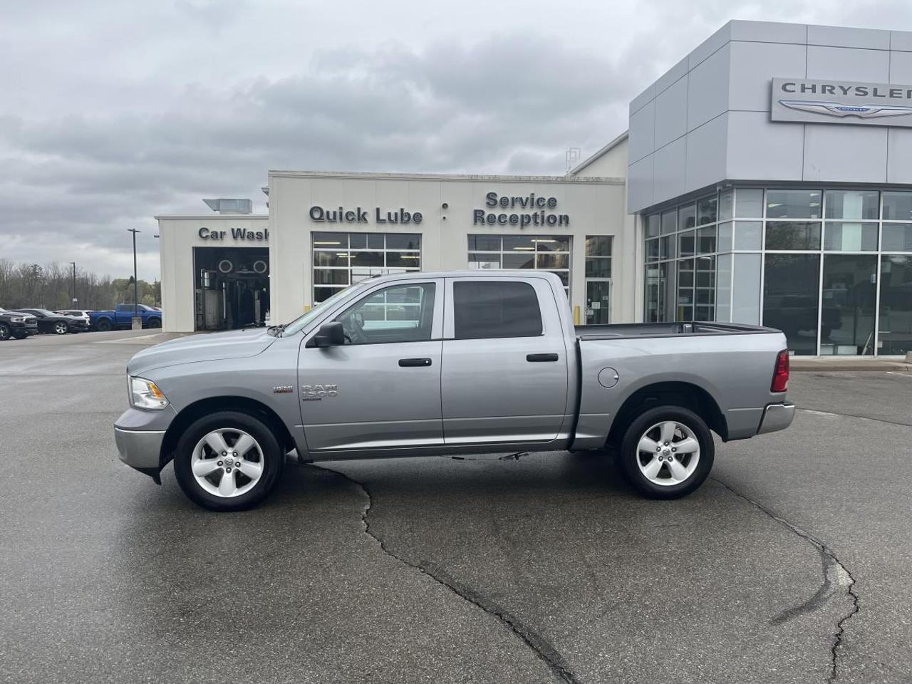 2023 RAM 1500 Classic SLT Photo2