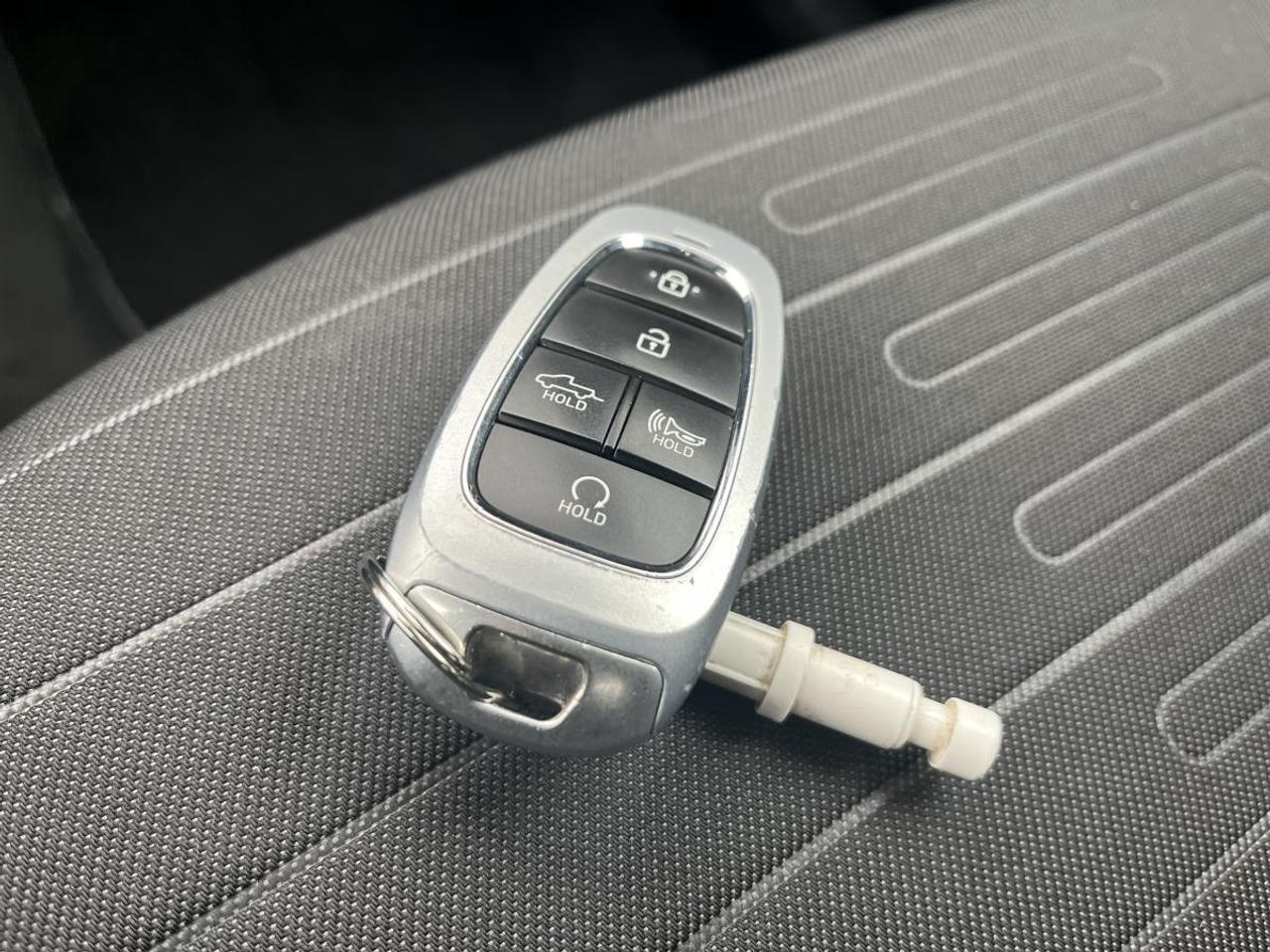 2024 Hyundai Santa Cruz PREFERRED AWD Photo
