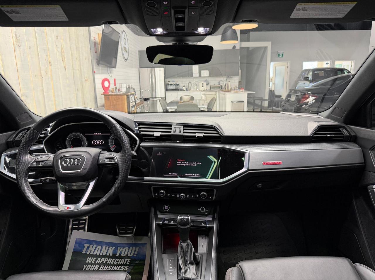 2022 Audi Q3 TECHNIK S-LINE BLACK OPTICS Photo