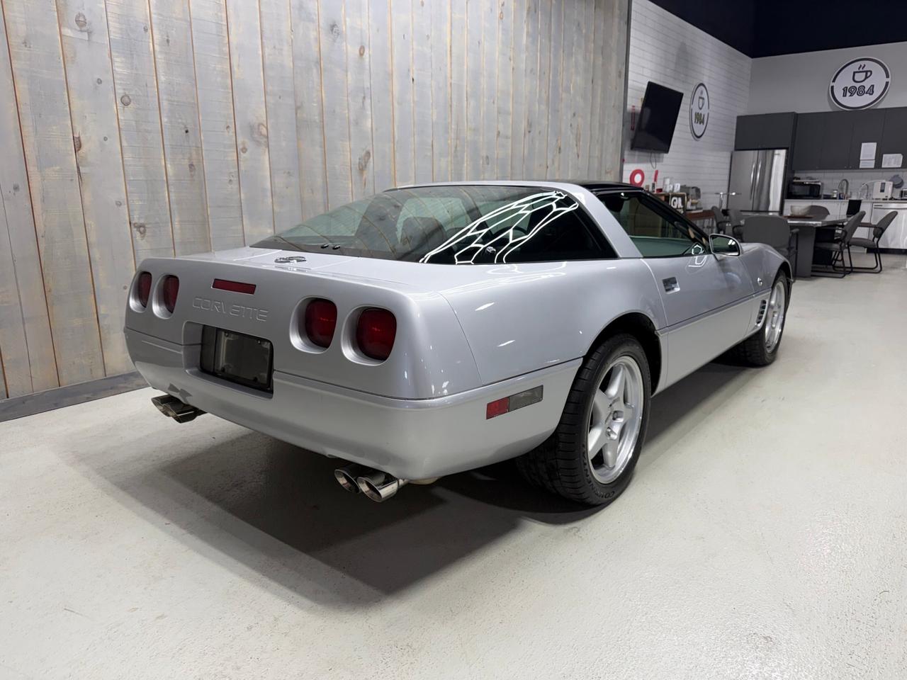 1996 Chevrolet Corvette Collectors Edition Coupe Photo