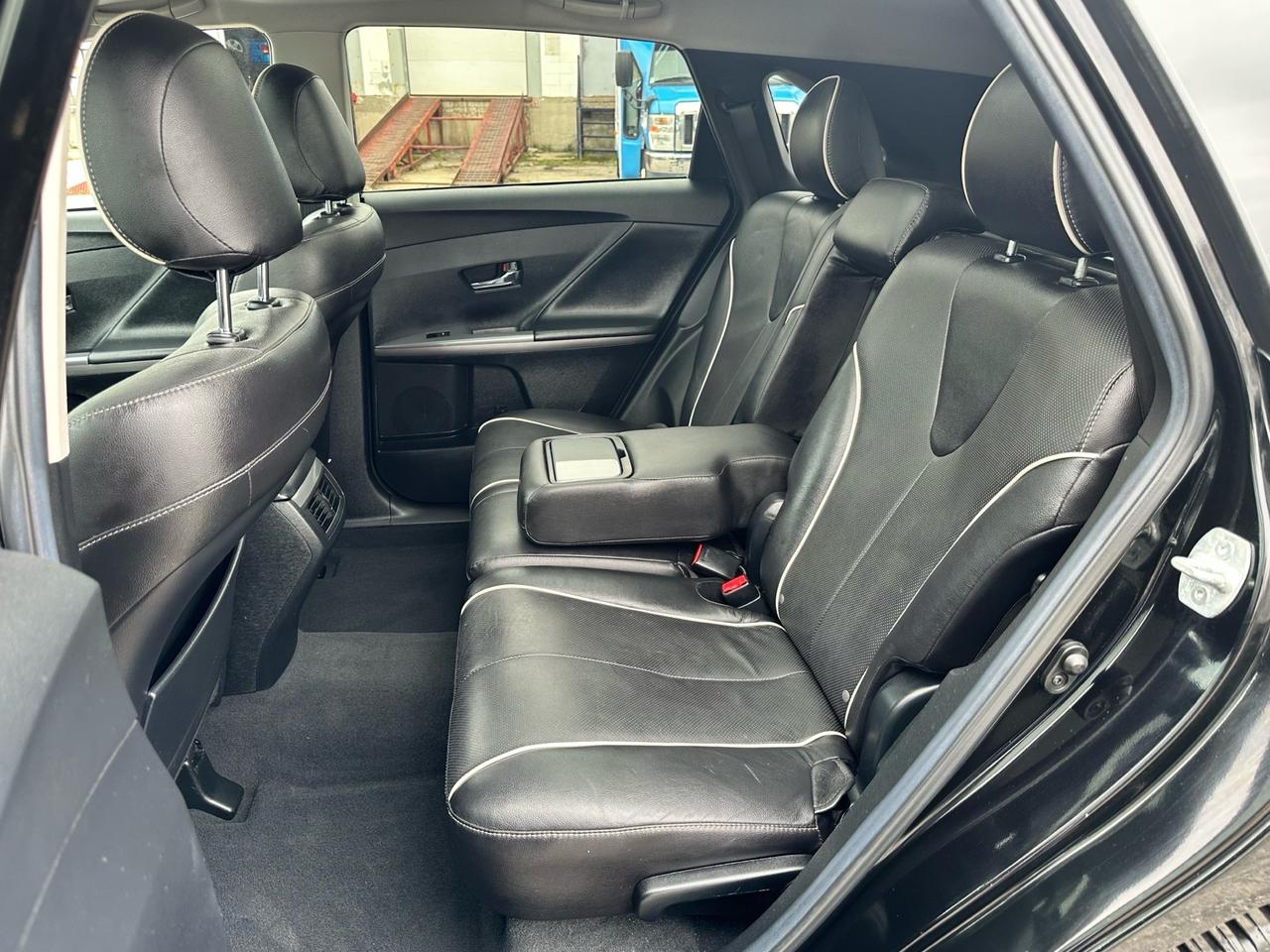 2013 Toyota Venza XLE ~ AWD ~ LEATHER ~ DUAL SUNROOF ~ CERTIFIED Photo