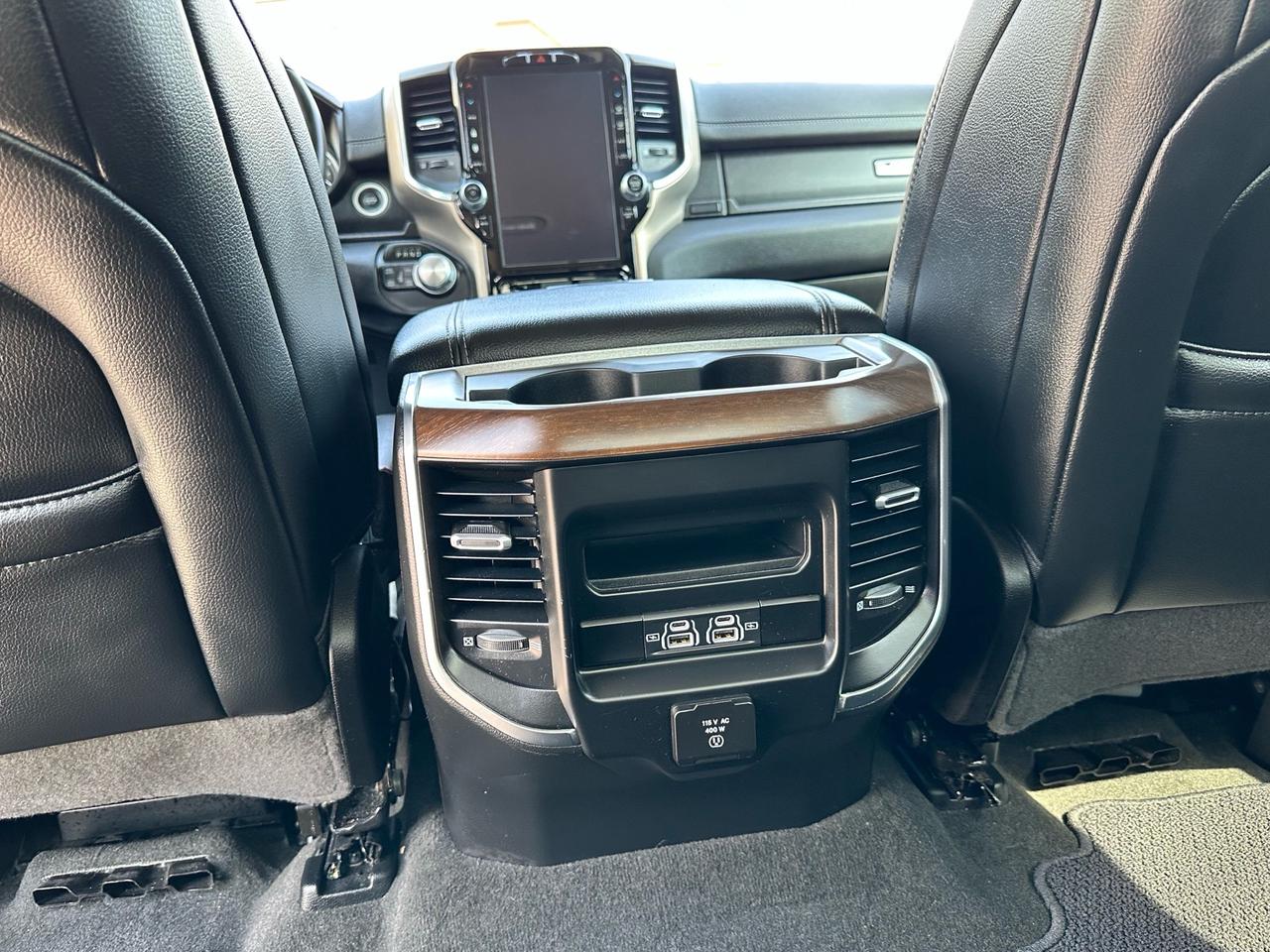 2022 RAM 1500 Laramie 4x4 Crew Cab 5'7 Box ~ CERTIFIED Photo