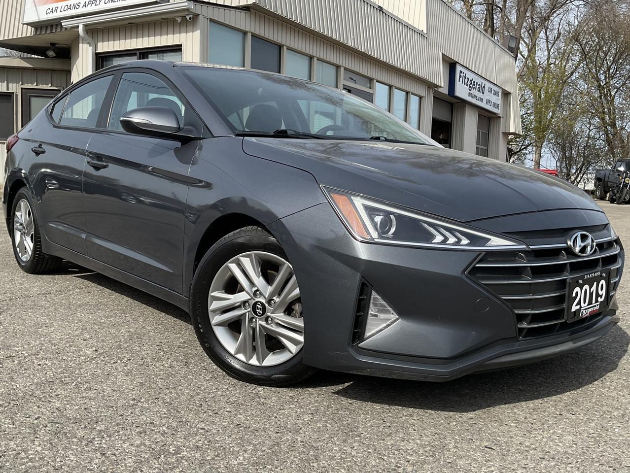2019 Hyundai Elantra Preferred - ALLOYS! CAR PLAY! BACK-UP CAM! BSM! Photo0