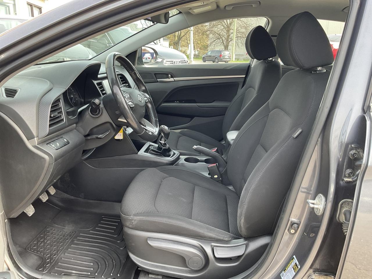 2019 Hyundai Elantra Preferred - ALLOYS! CAR PLAY! BACK-UP CAM! BSM! Photo