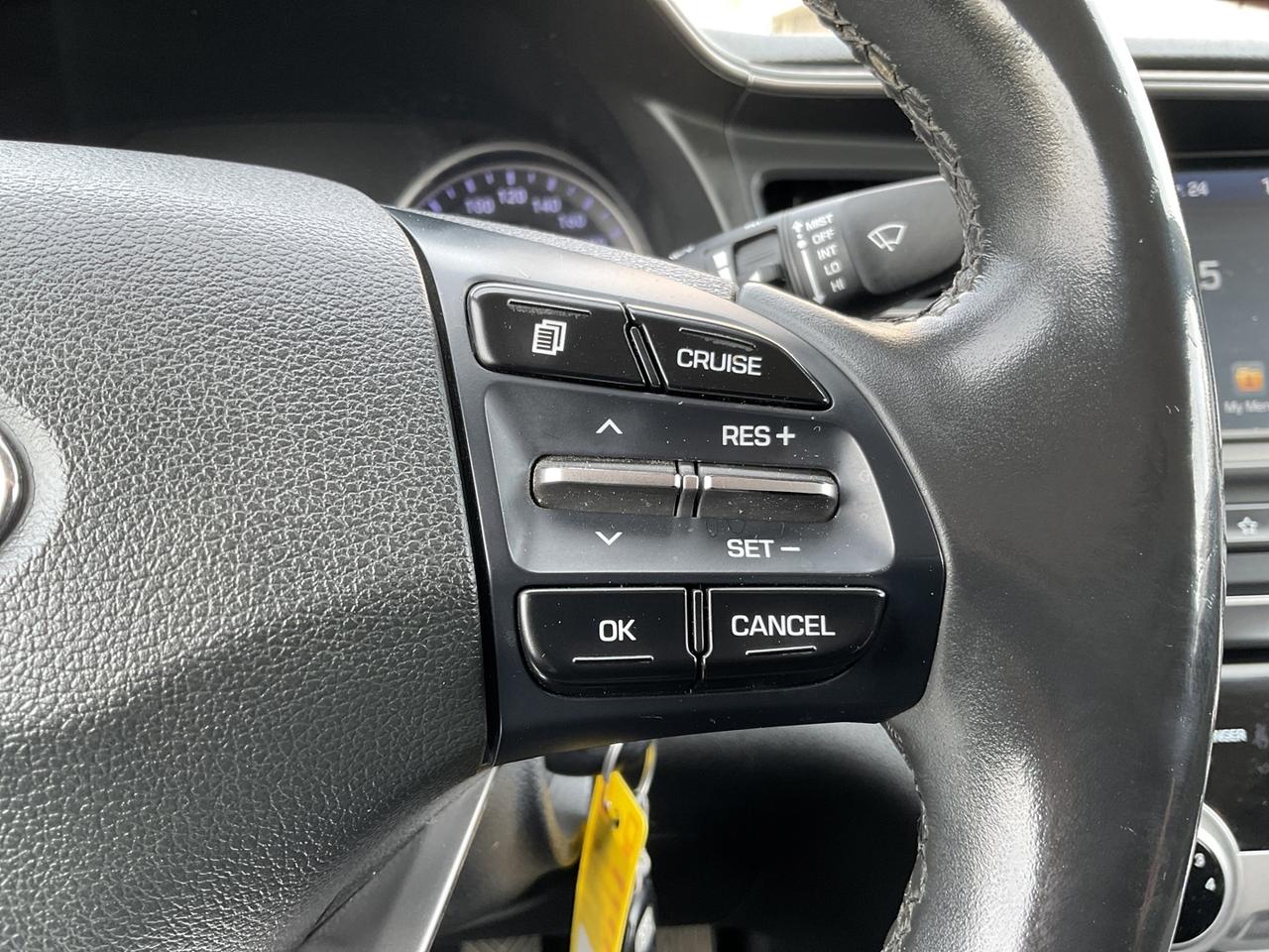 2019 Hyundai Elantra Preferred - ALLOYS! CAR PLAY! BACK-UP CAM! BSM! Photo