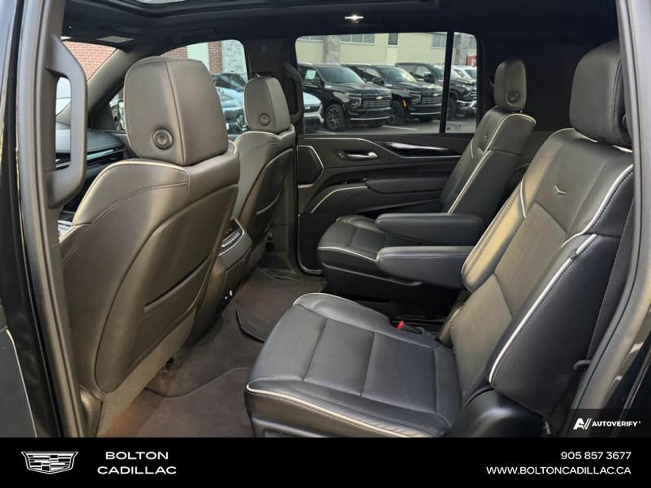 2024 Cadillac Escalade ESV Sport Photo