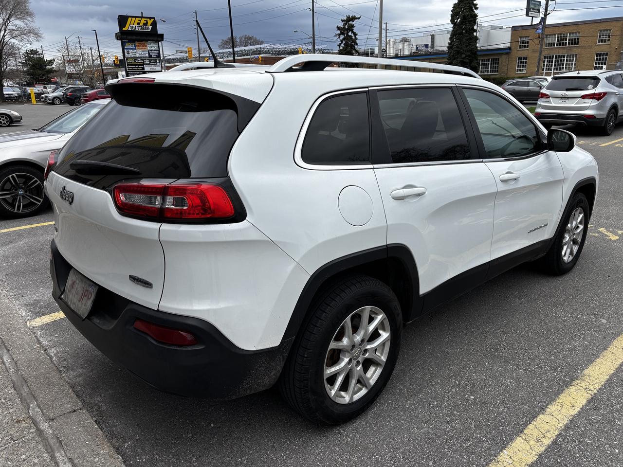 2014 Jeep Cherokee 4WD 4dr North Photo