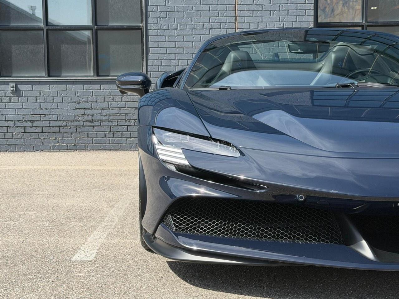 2022 Ferrari SF90 Spider Convertible Photo