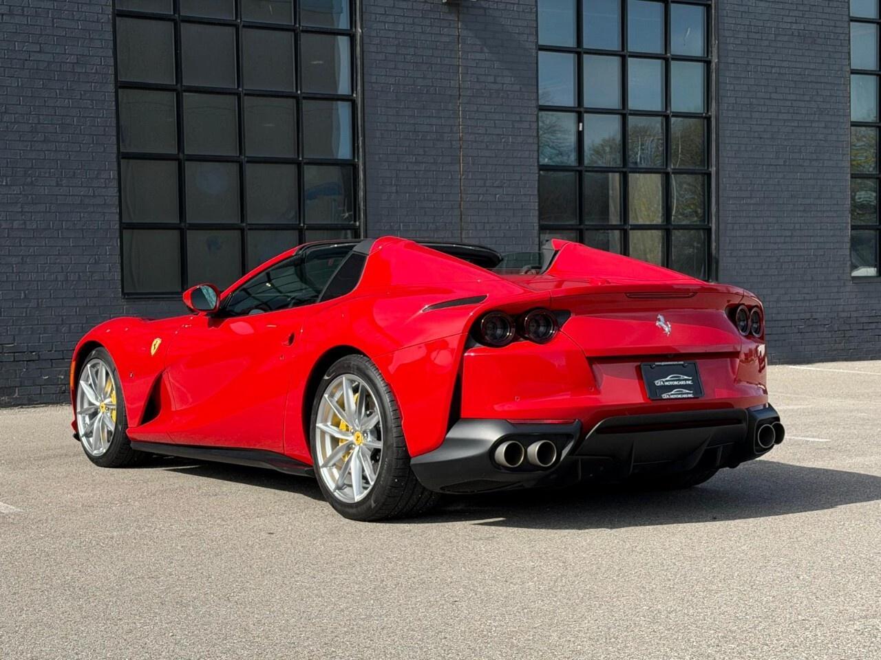 2021 Ferrari 812 GTS Convertible Photo