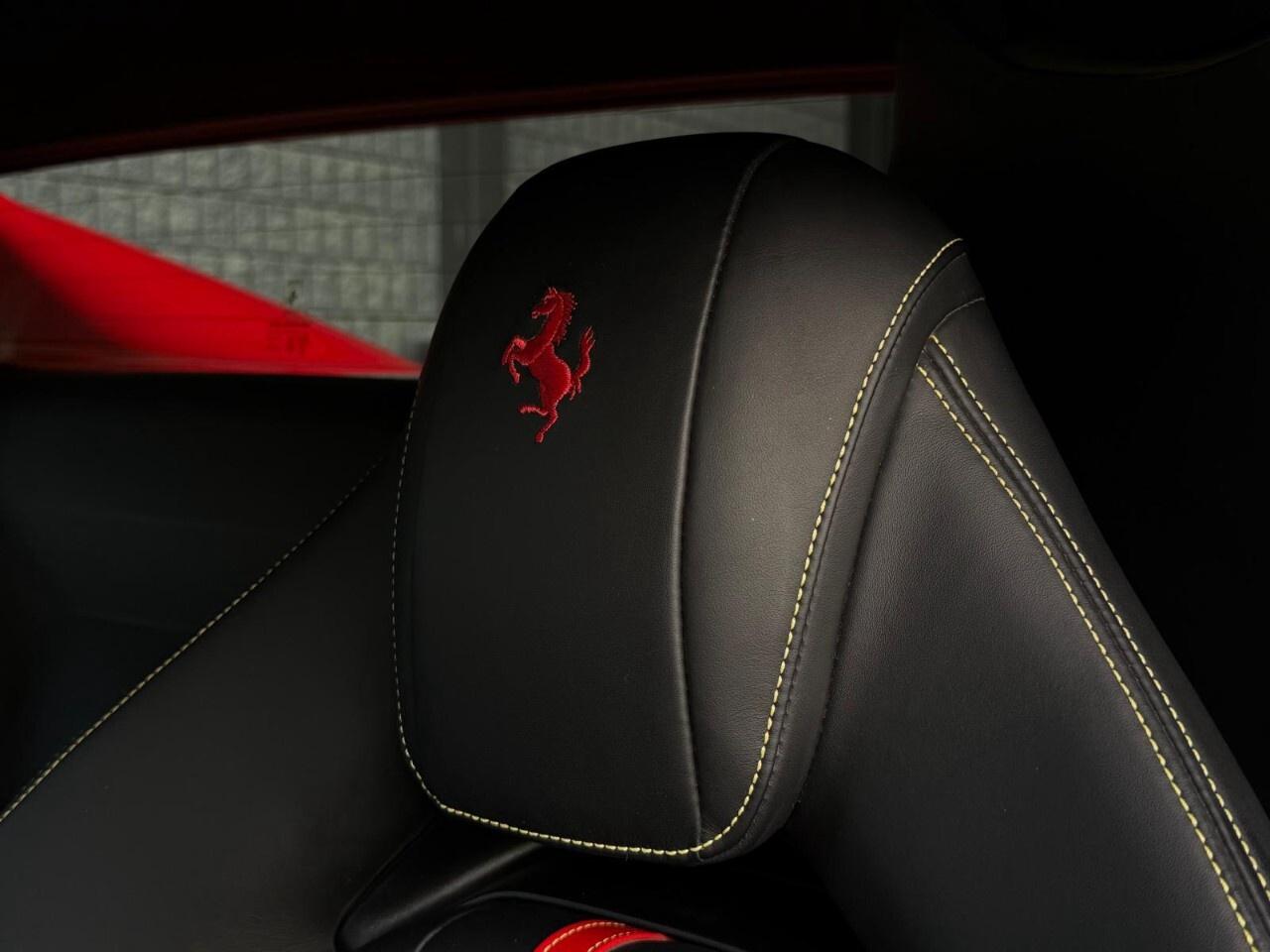 2021 Ferrari 812 GTS Convertible Photo