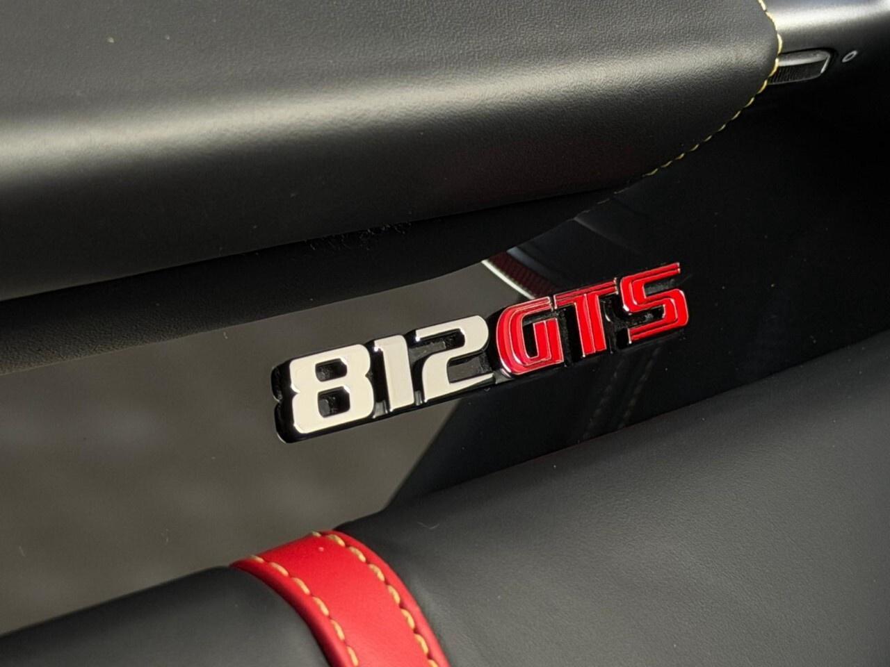 2021 Ferrari 812 GTS Convertible Photo