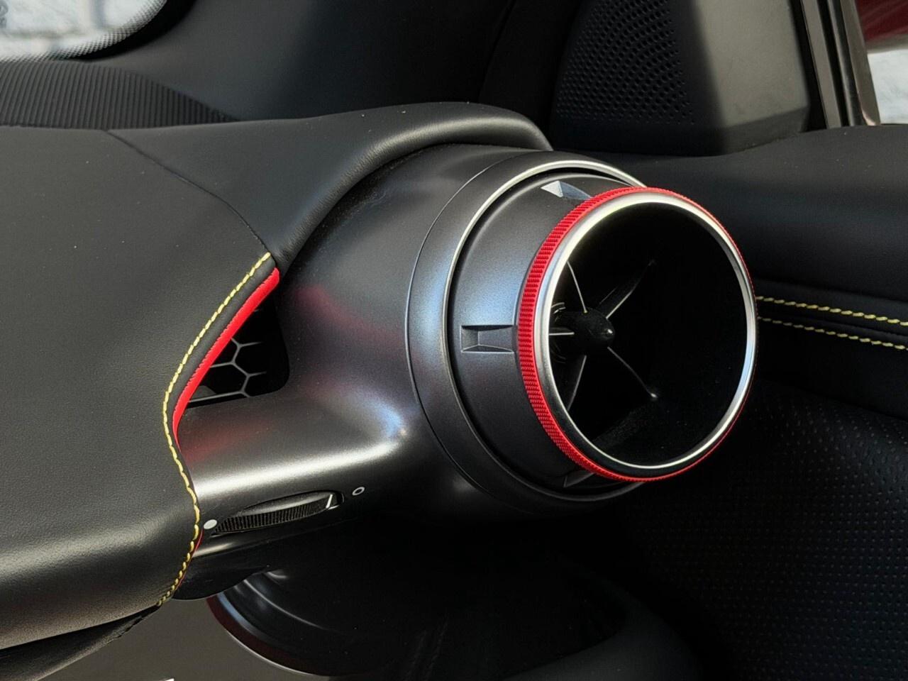2021 Ferrari 812 GTS Convertible Photo