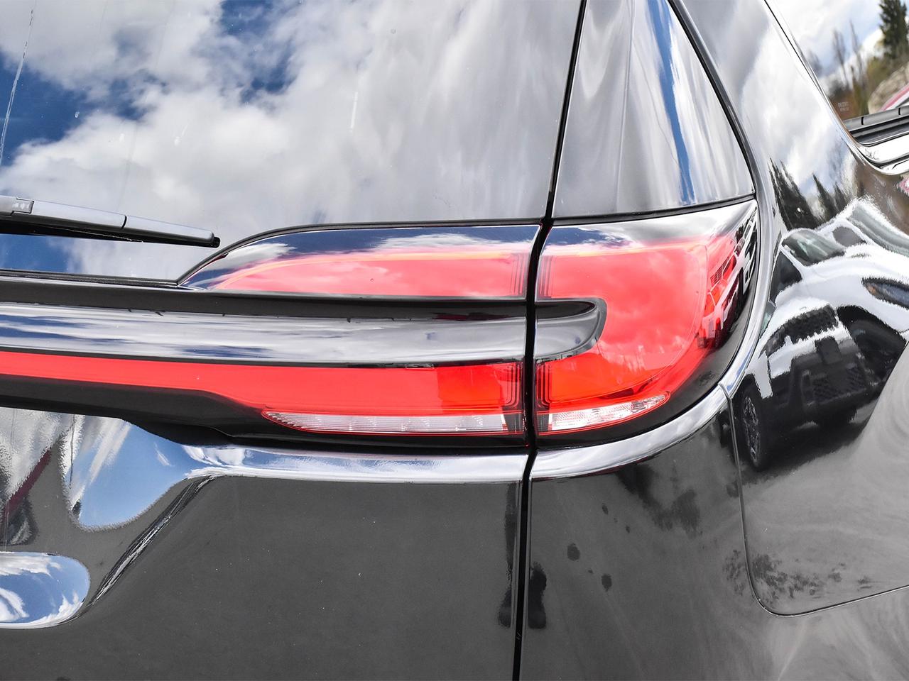 2023 Chrysler Pacifica Limited Photo