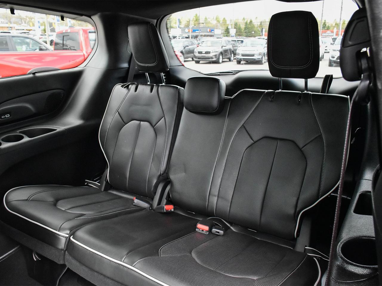 2023 Chrysler Pacifica Limited Photo
