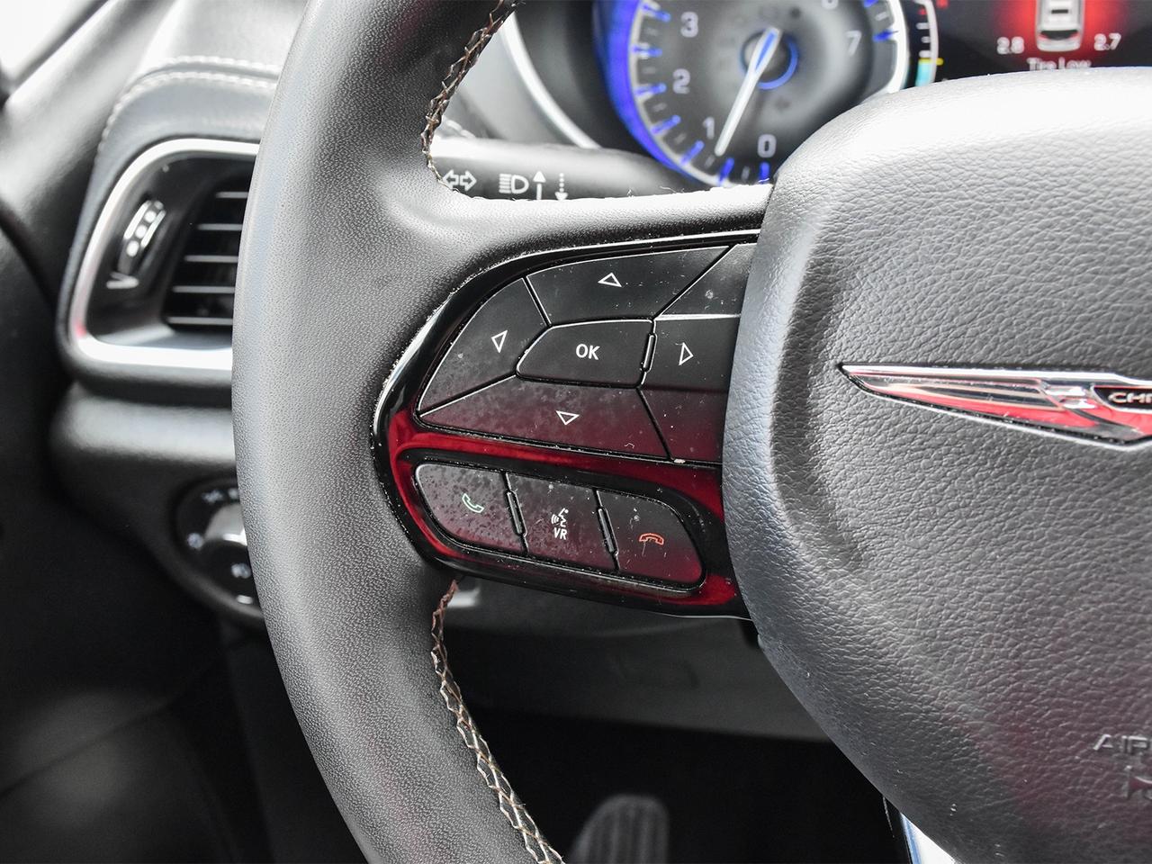 2023 Chrysler Pacifica Limited Photo