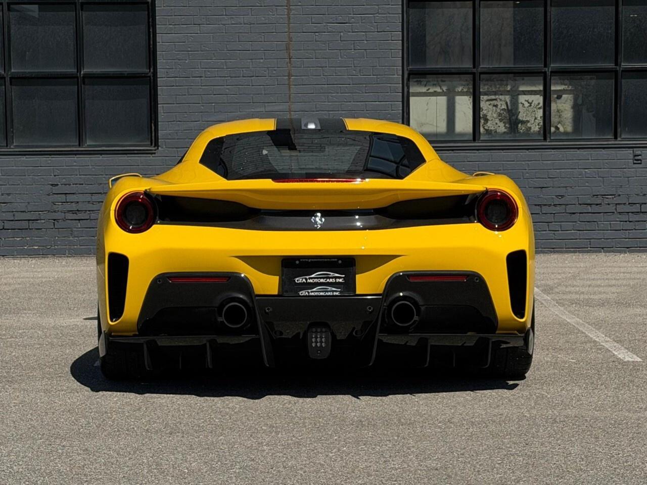 2019 Ferrari 488 Pista COUPE Photo