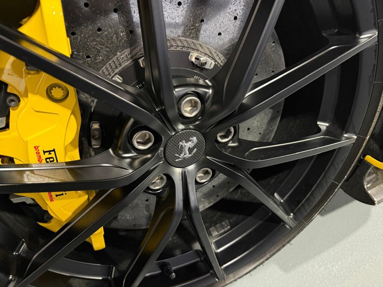 2019 Ferrari 488 Pista COUPE Photo