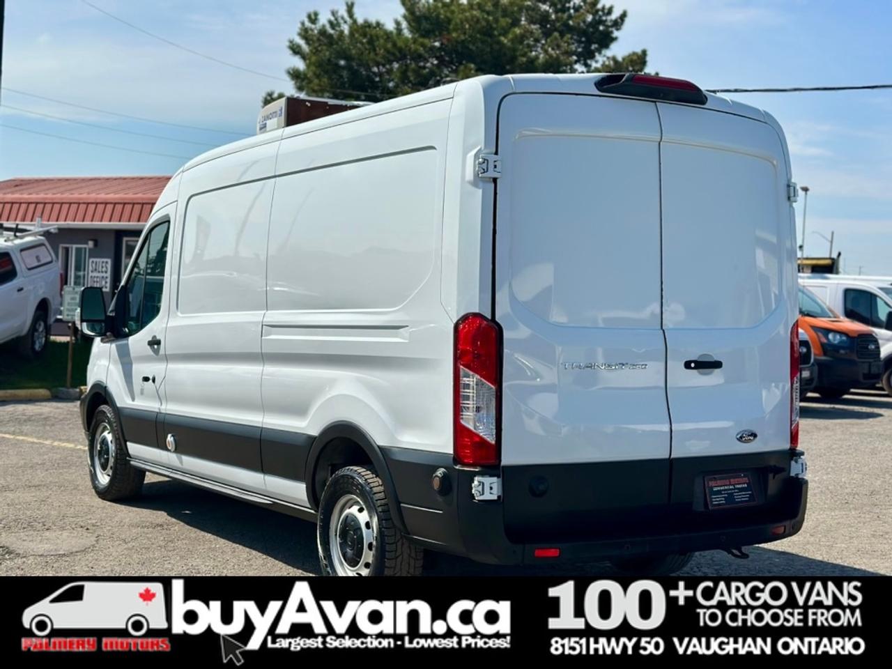 2019 Ford Transit Cargo Van Transit T-250 148WB Mid Roof Zanotti REEFER Photo